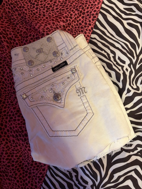 Miss Me Pants - Miss Me White Denim Jeans with Embellished Pockets Mini shorts